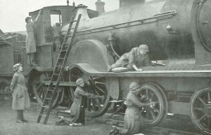 Female workers in WW1: cleaning locomotive