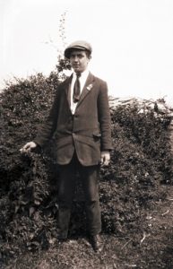 D-1330/2/52 Smartly dressed boy