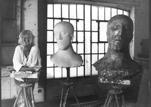Image of Elisabeth Frink with sculptures 1975