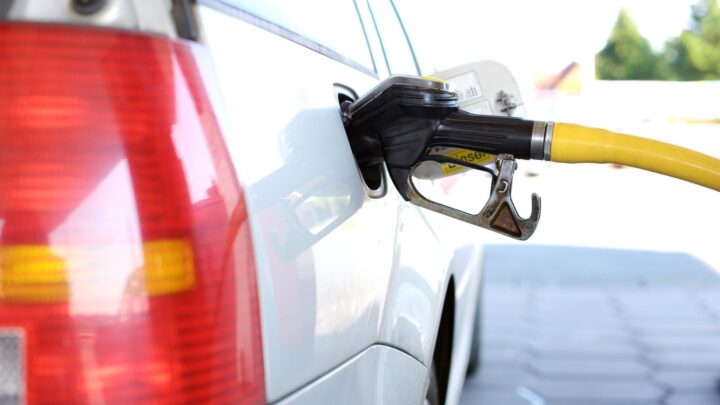 car refueling