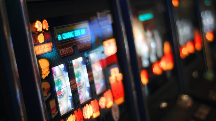 Electronic gambling machines, soft focus
